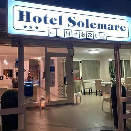 Hotel Solemare Чезенатіко Екстер'єр фото