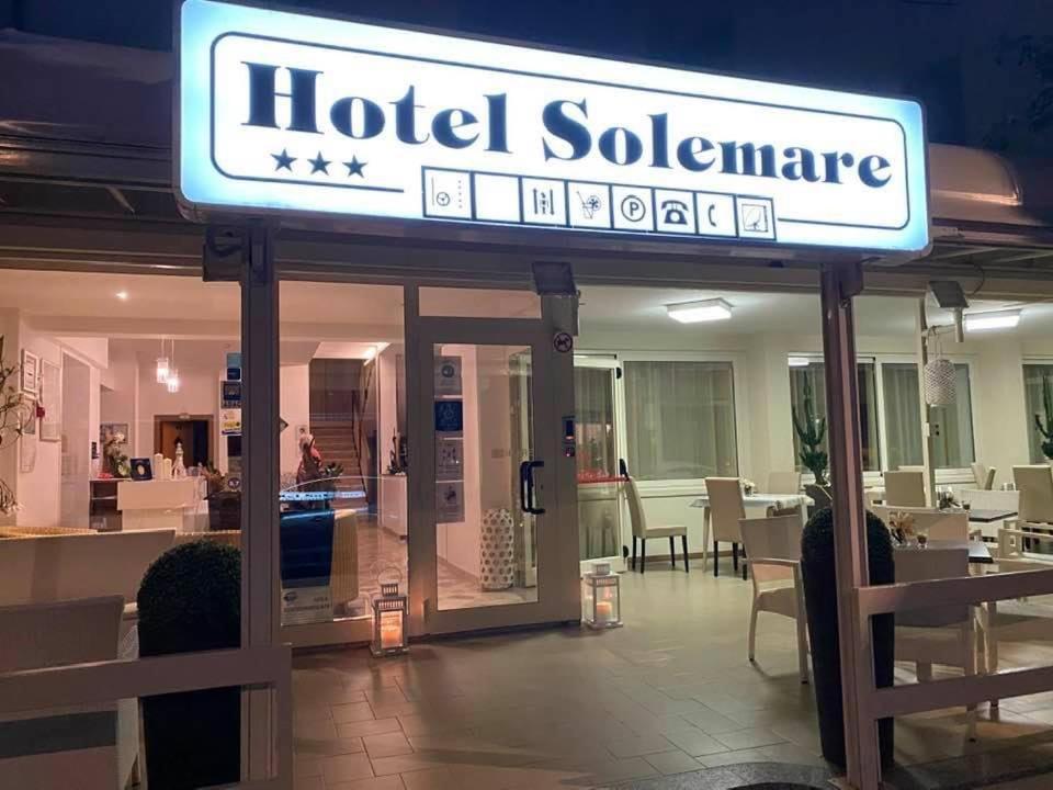 Hotel Solemare Чезенатіко Екстер'єр фото