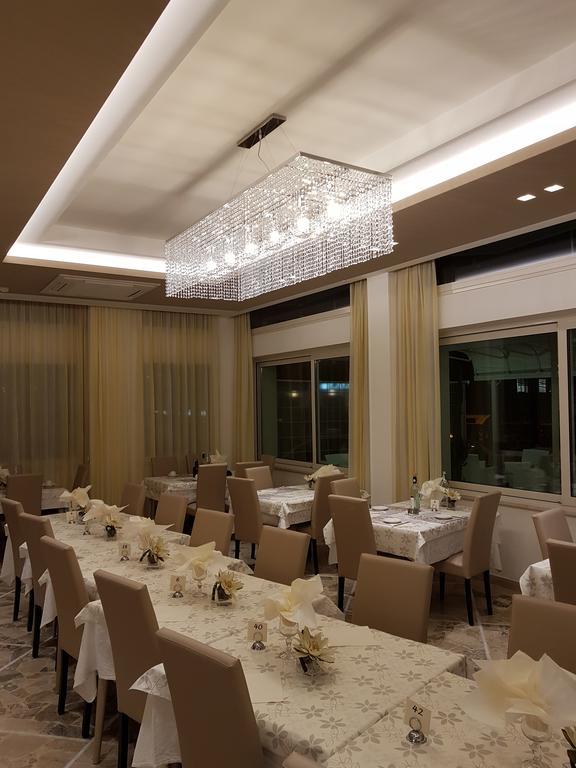 Hotel Solemare Чезенатіко Екстер'єр фото